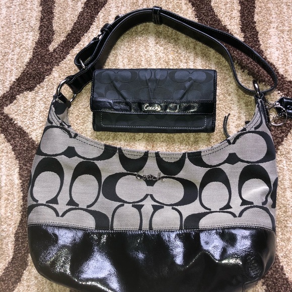 Coach purse/matching Coach wallet - Picture 1 of 4